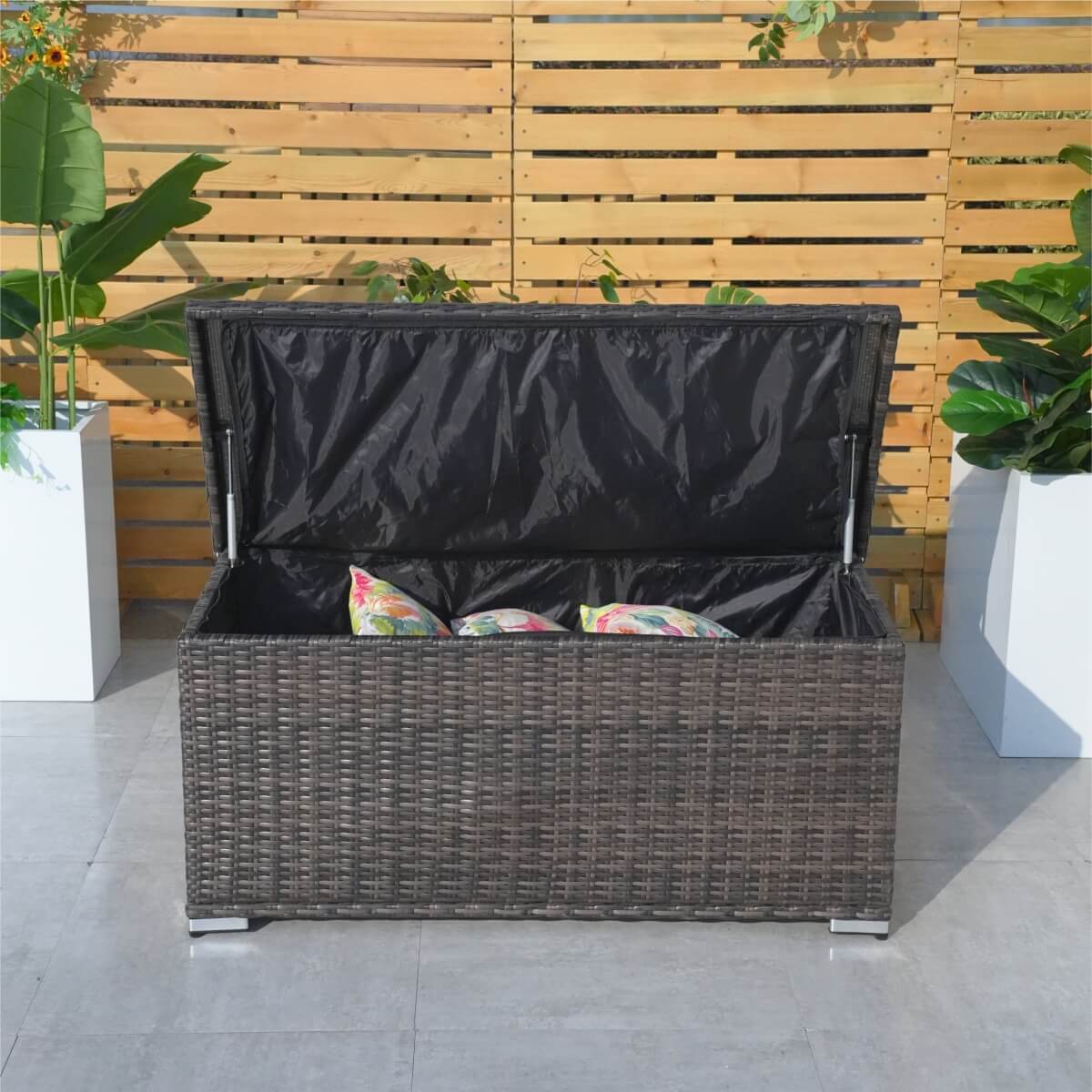 Small Outdoor Rattan Storage Box - Weather-Resistant Garden Storage Chest, Brown