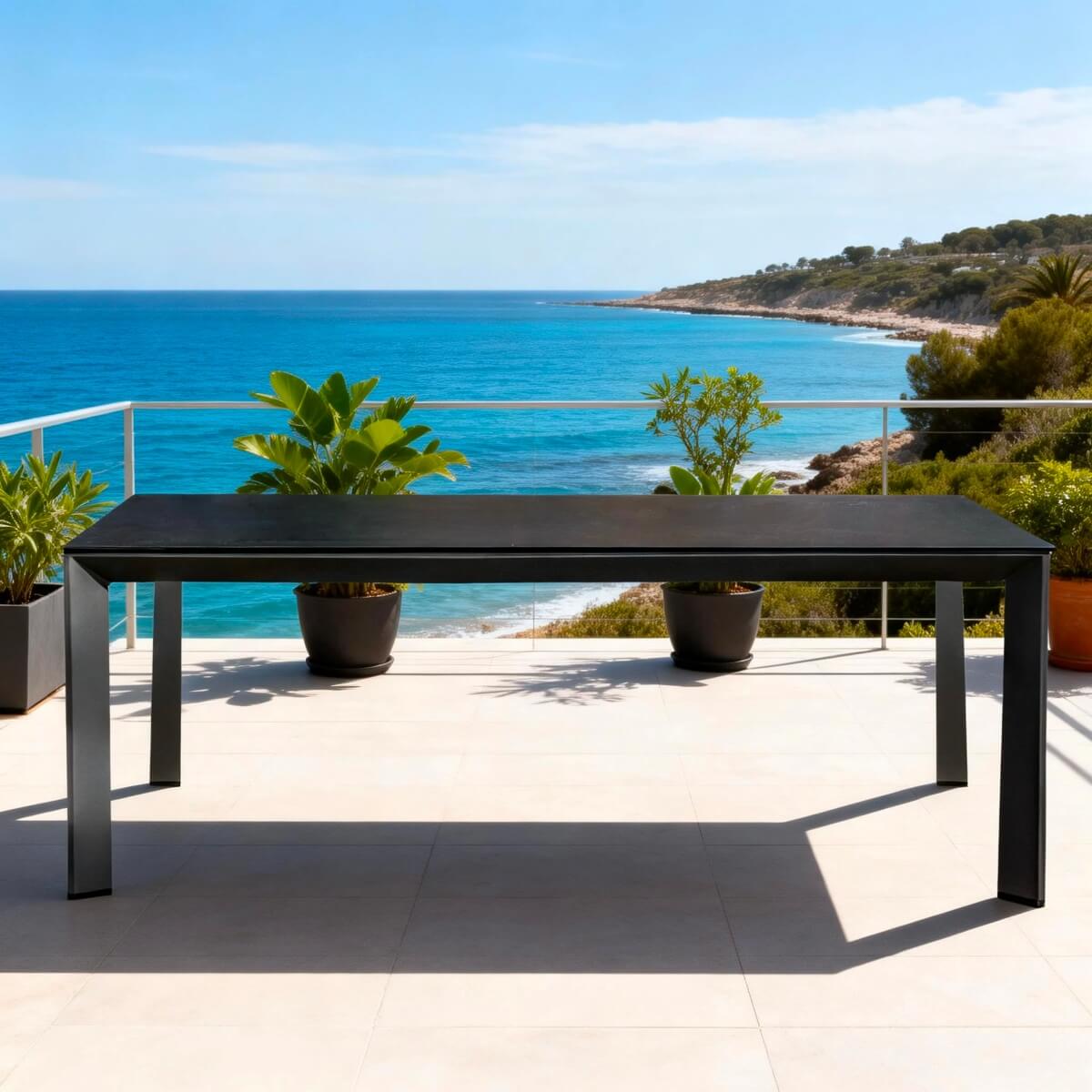 ARVE 160cm Aluminum Dining Table