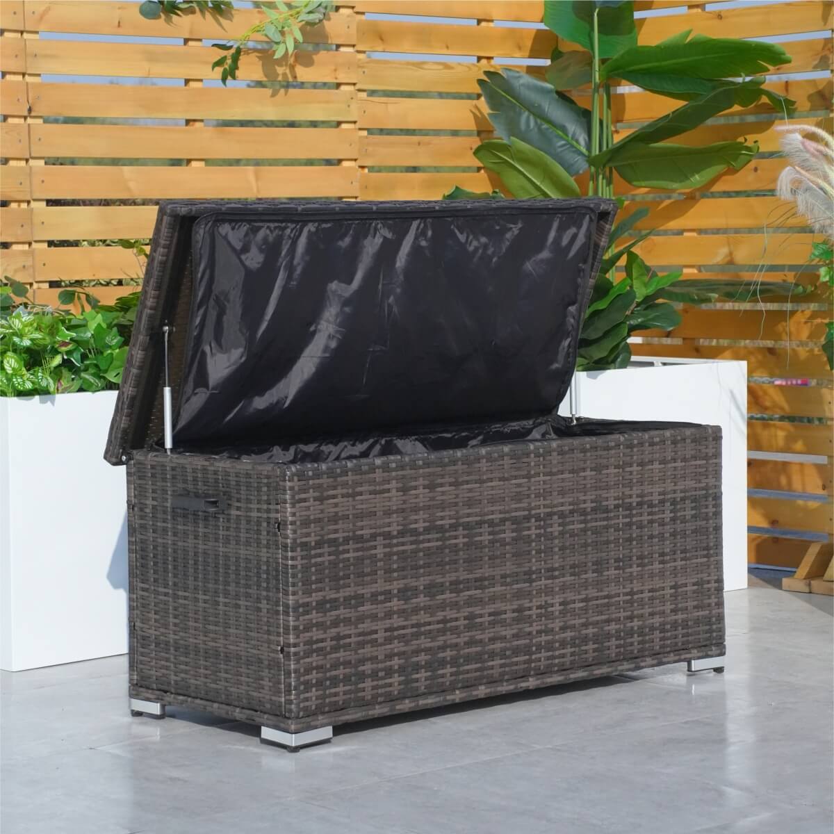 Small Outdoor Rattan Storage Box - Weather-Resistant Garden Storage Chest, Brown