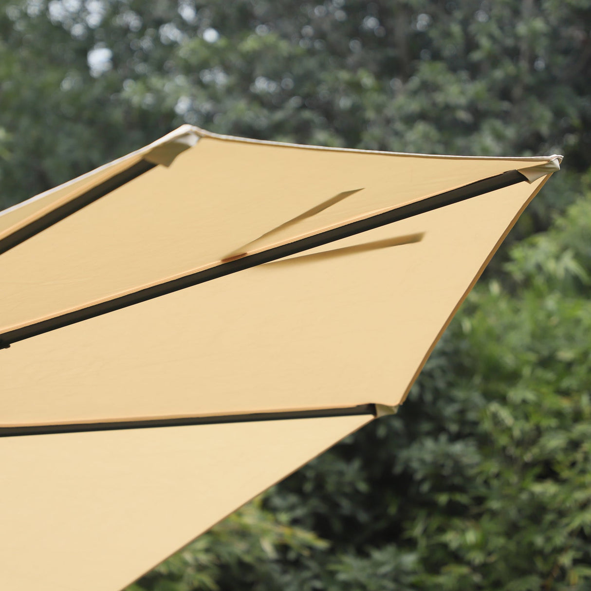 Outsunny Round Umbrella Parasol W/ Tilt 360¡ã Rotation and Hand Crank Cross Base-Beige