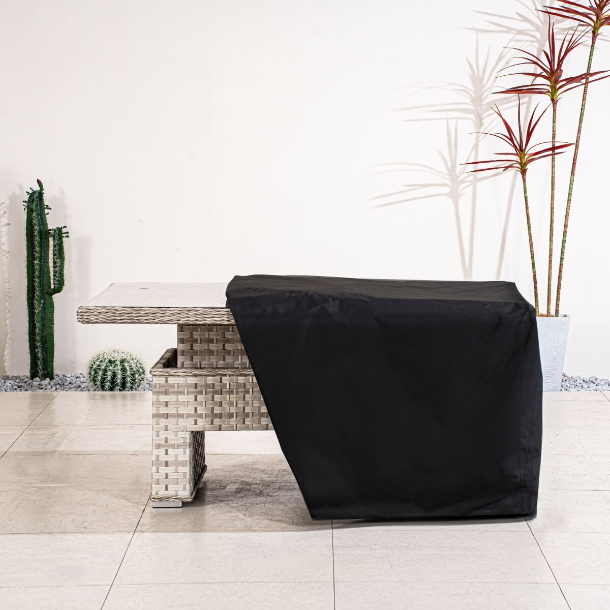 Waterproof Outdoor Furniture Cover RC-2023 – Heavy Duty, All-Season Protection (129 × 129 × 73 cm)