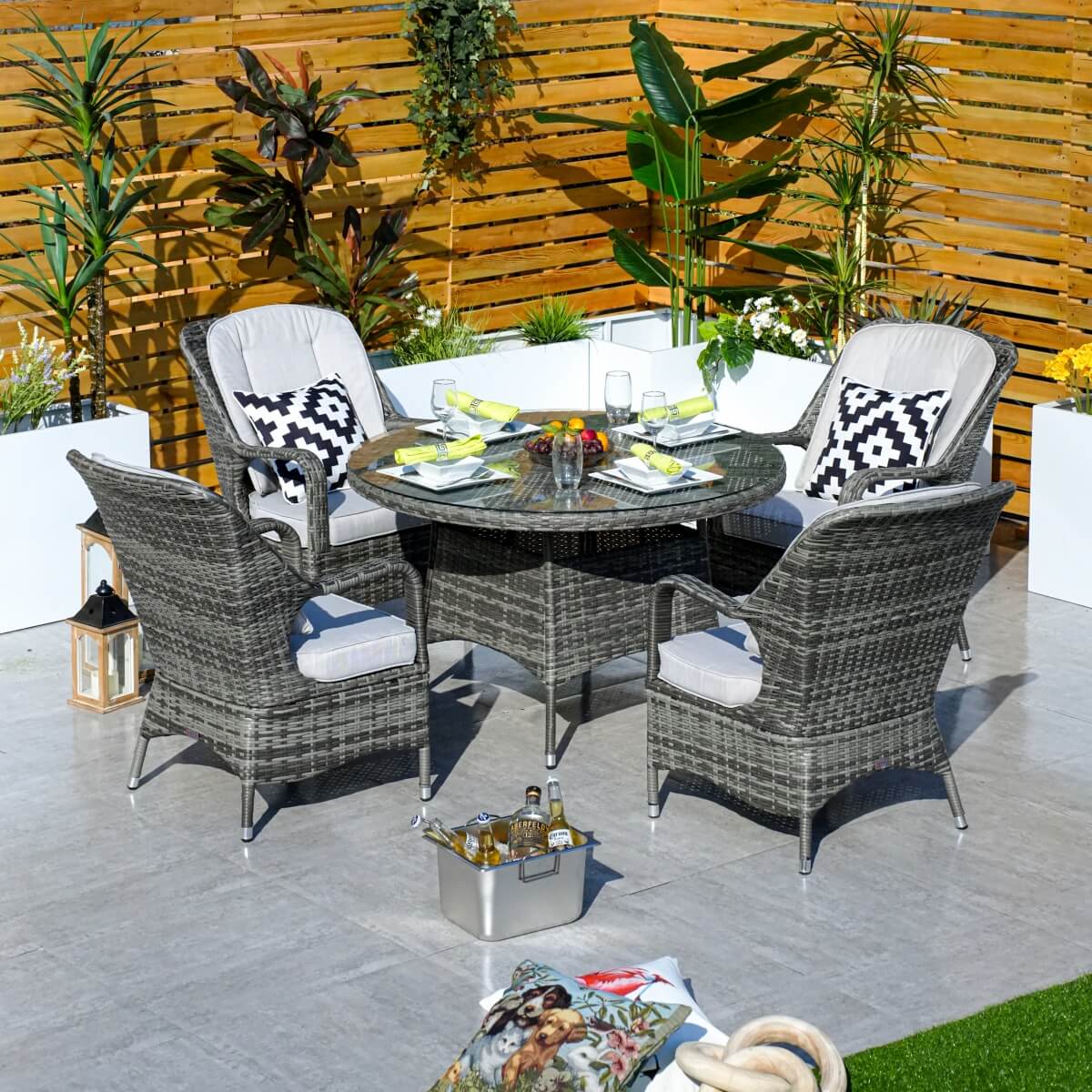4 Seater Outdoor Rattan Dining Set - Round Garden Table with Tempered Glass Top & Parasol Hole