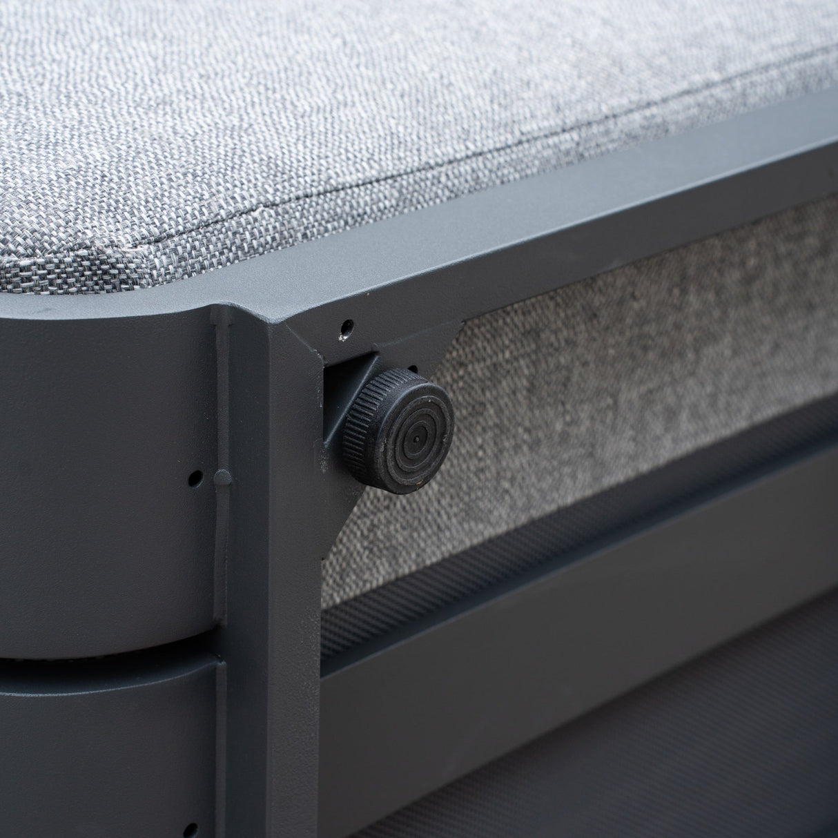 VAREL Aluminium Outdoor 2-Seater Sofa
