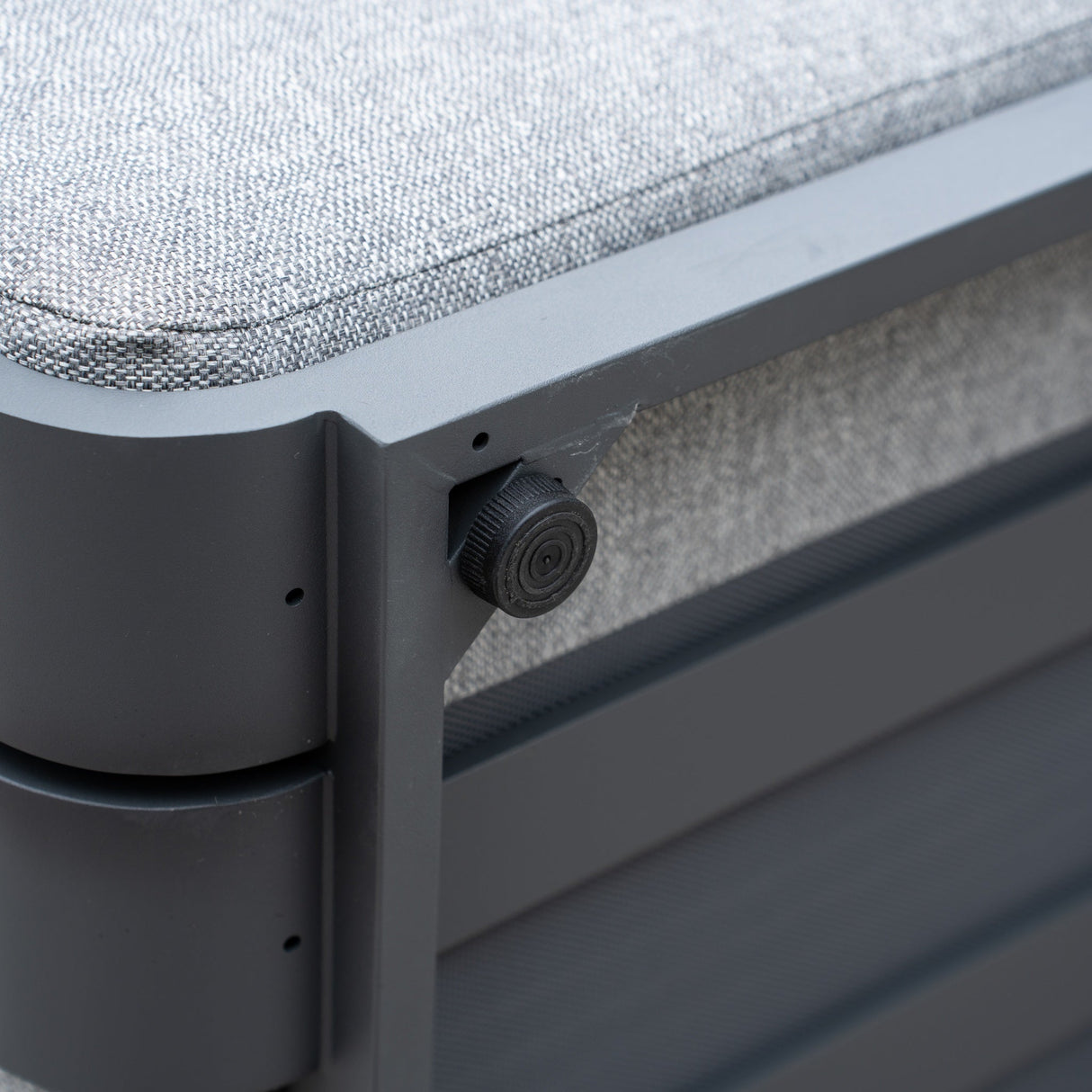 VAREL Aluminium Outdoor 3-Seater Sofa