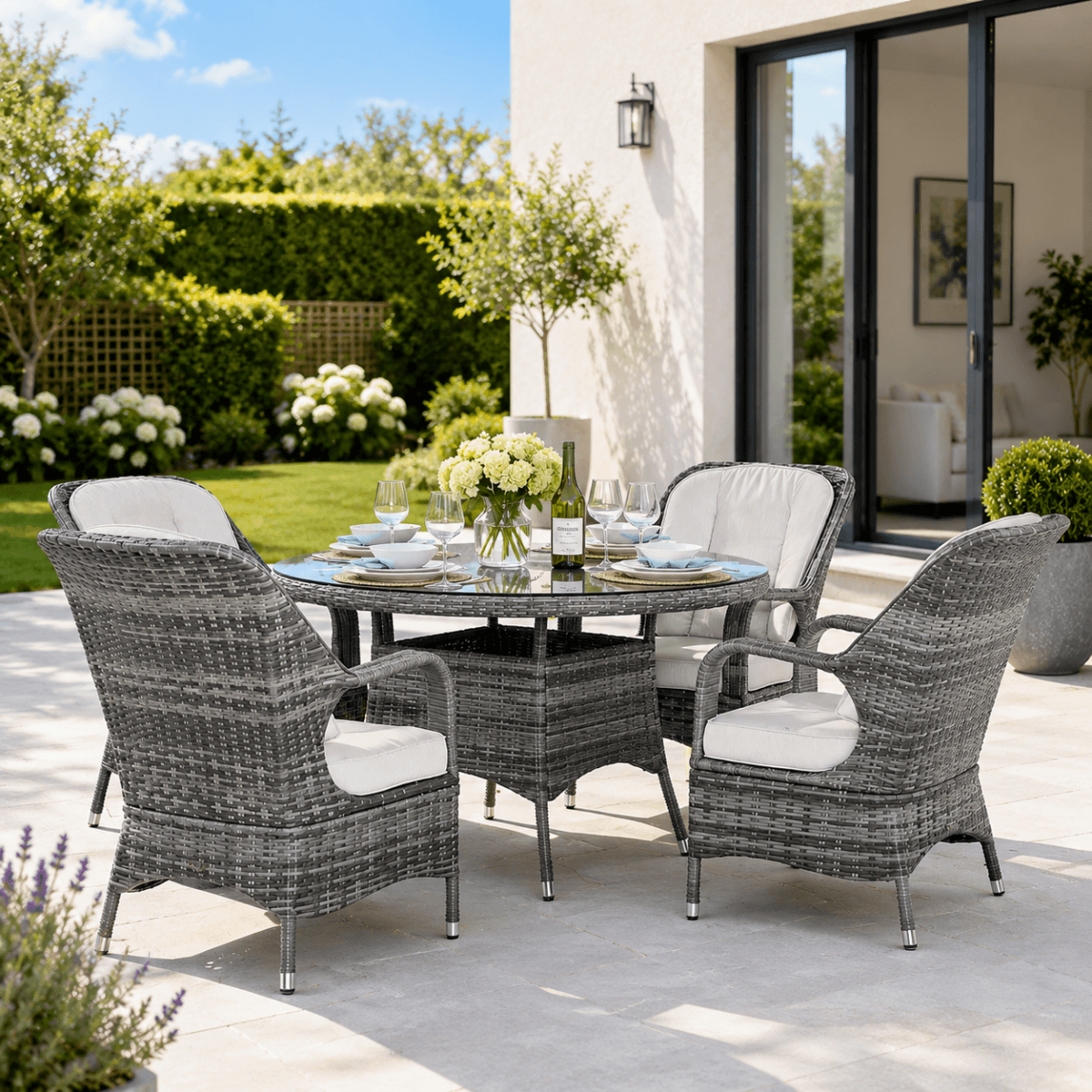 4 Seater Outdoor Rattan Dining Set - Round Garden Table with Tempered Glass Top & Parasol Hole