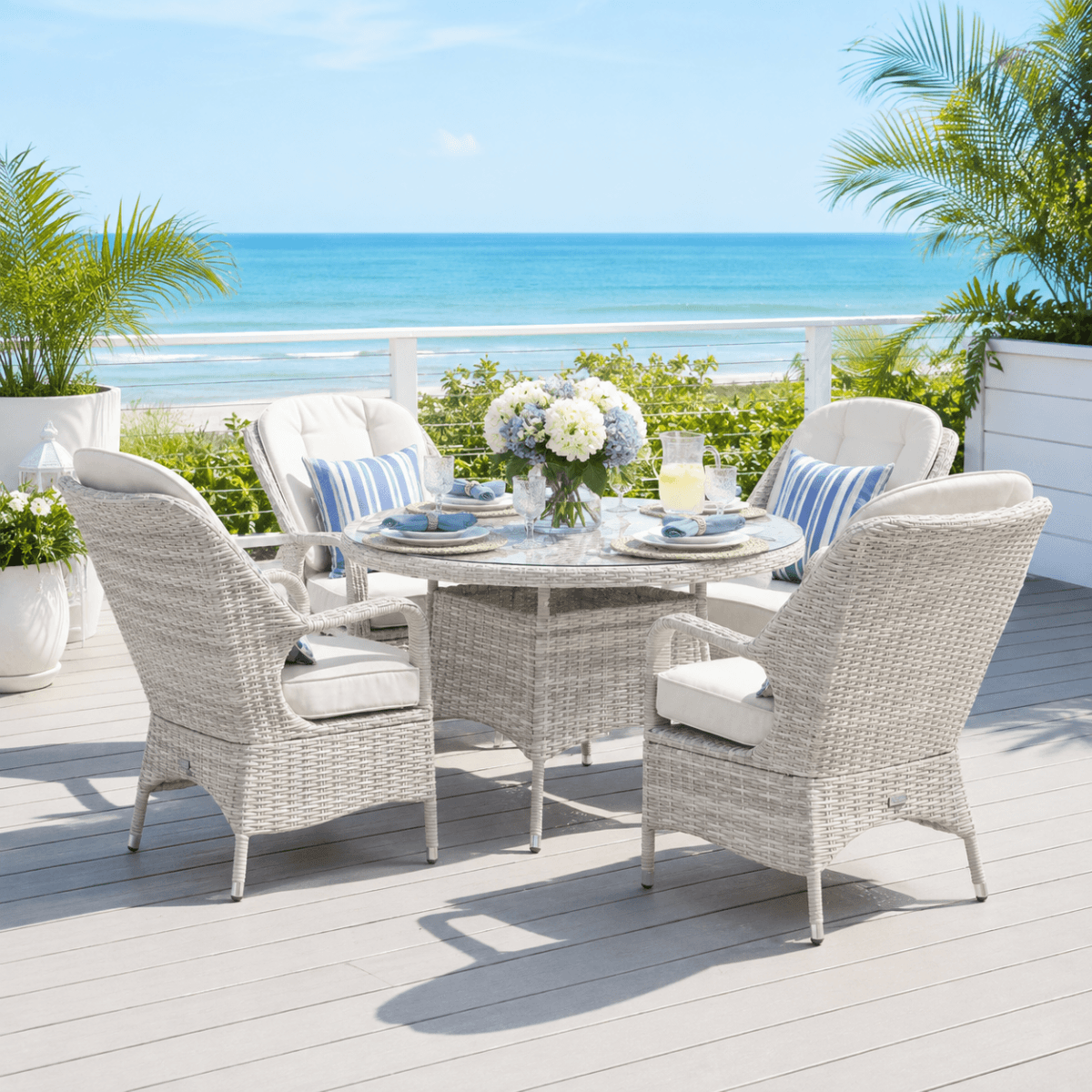 4 Seater Outdoor Rattan Dining Set - Round Garden Table with Tempered Glass Top & Parasol Hole