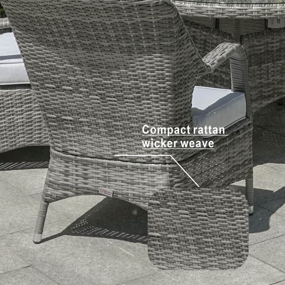 6 Seater Outdoor Rattan Dining Set - Round Table with Tempered Glass Top, Lazy Susan & Parasol Hole