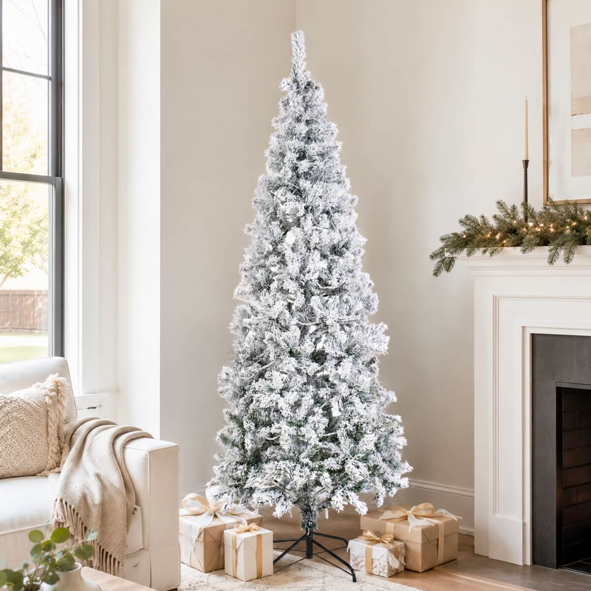 Snow-Flocked Green Artificial Christmas Tree - Realistic Full PVC Xmas Tree with Faux Snow Effect for Indoor Christmas Decoration, 5ft/6ft/7ft
