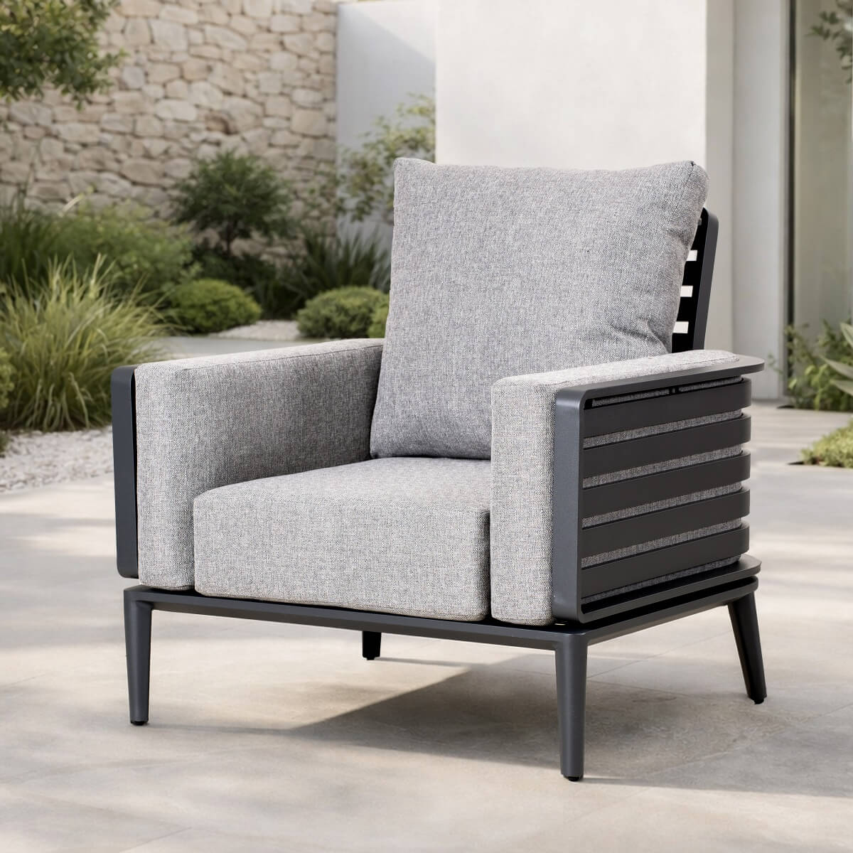 AUREL Aluminium Outdoor Armchair