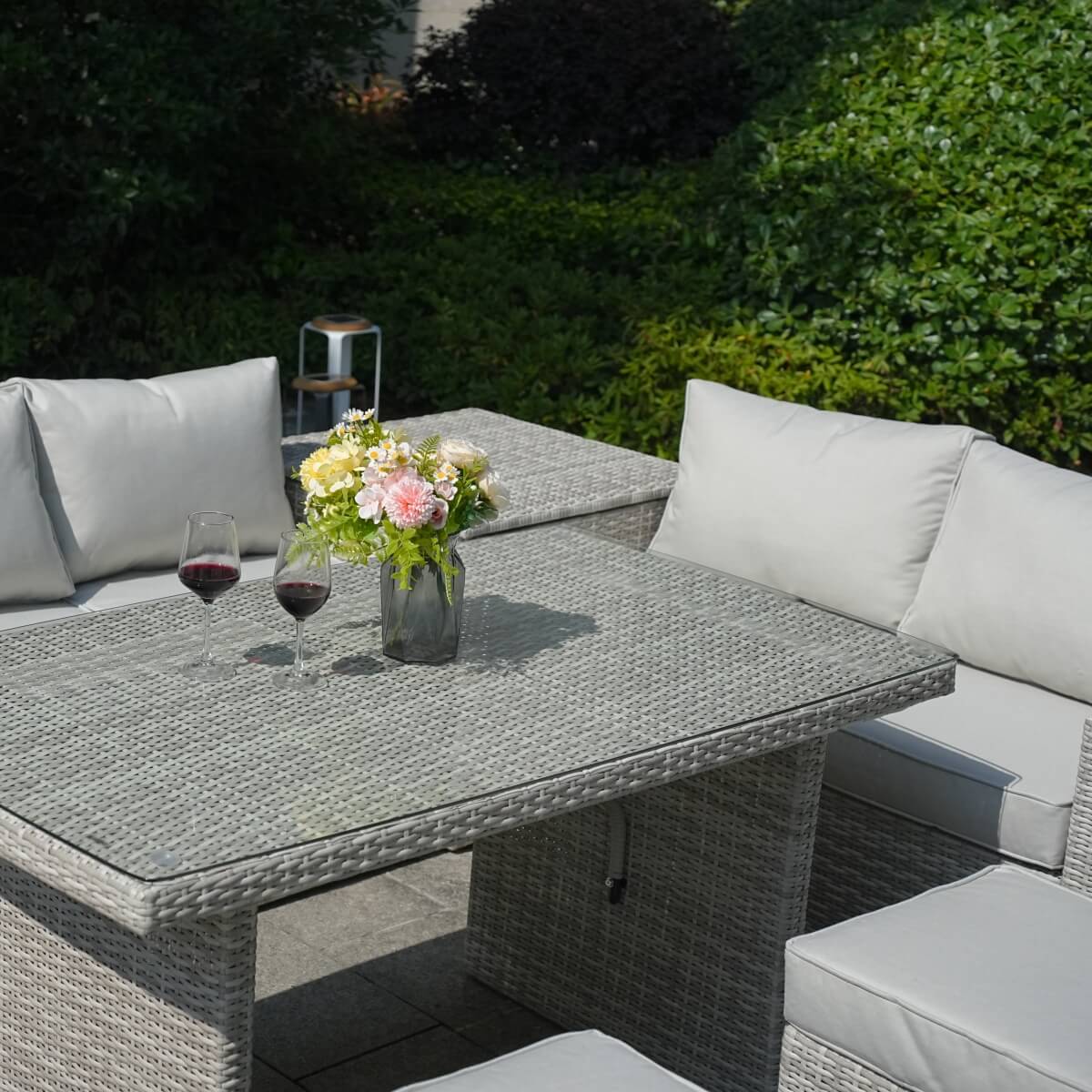 8 Seater Outdoor Rattan Sofa Set with Side Table & Footstools - Garden Furniture Set, Whitewash