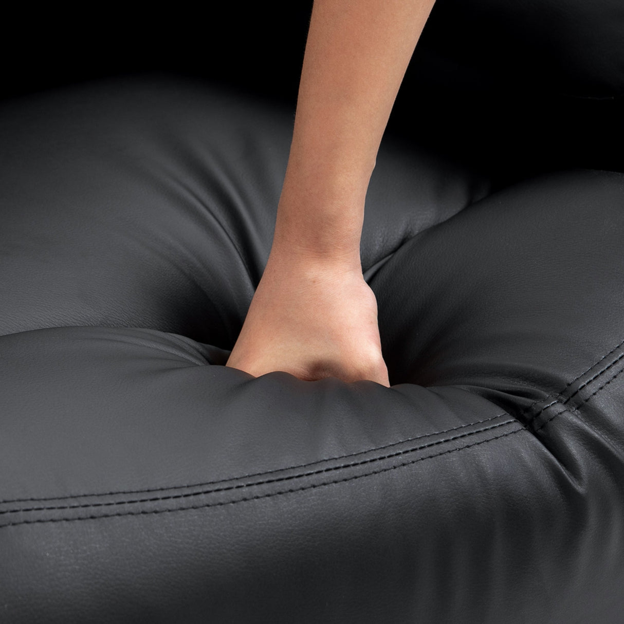Reclining Chair Manual with Padded Armrests Retractable Footrest, Black PU Leather