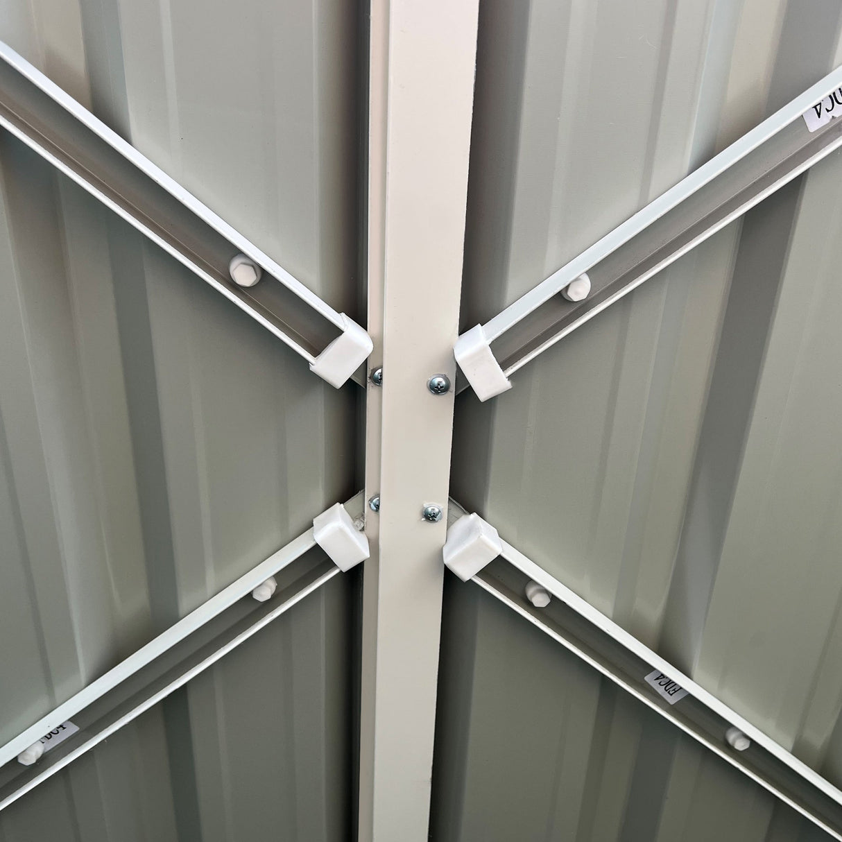 Garden 2-Bin Storage Shed, Double Rubbish Hide Dustbin, Steel